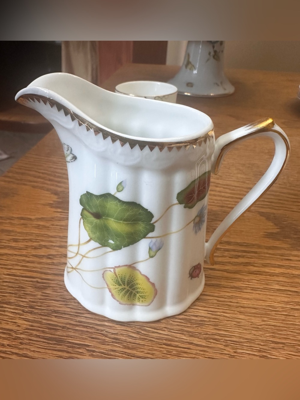 I. Godinger & Co. Lot Creamer, Pitcher, Demitasse Cup & Saucer, Dishes